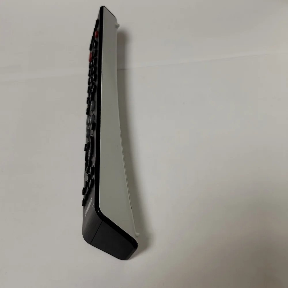 Samsung OEM Remote, VR7649.. UNTESTED